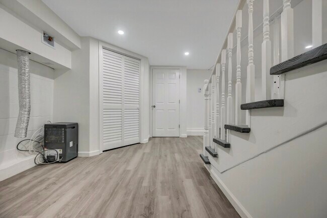 Building Photo - 752 Toll Rd