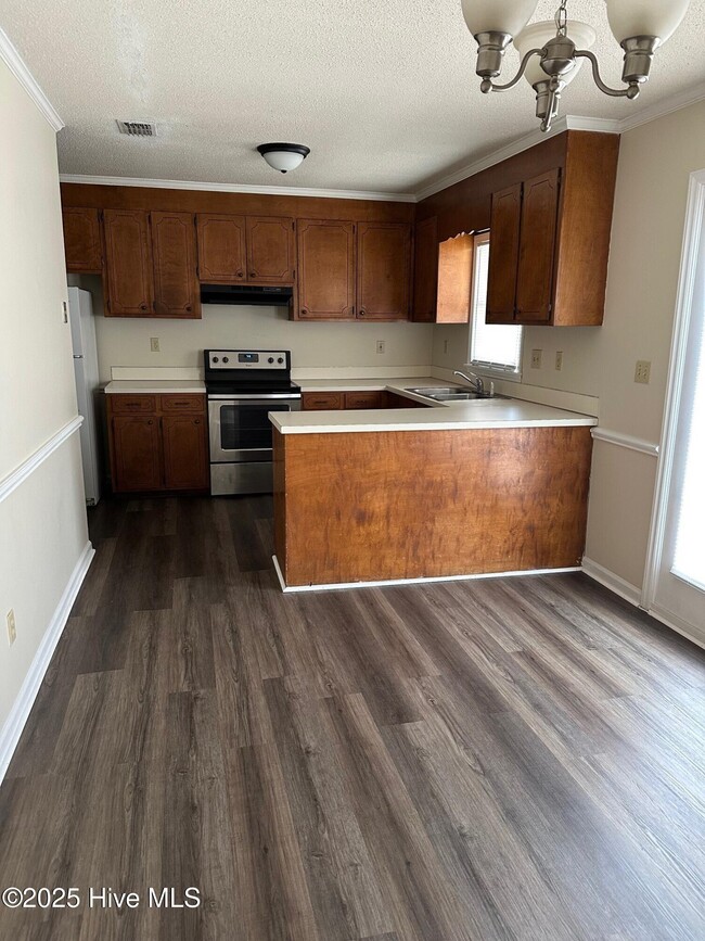 Building Photo - 334 Haven Dr