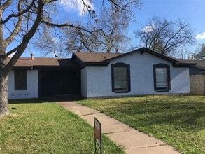 Building Photo - Room in House on Laramie St
