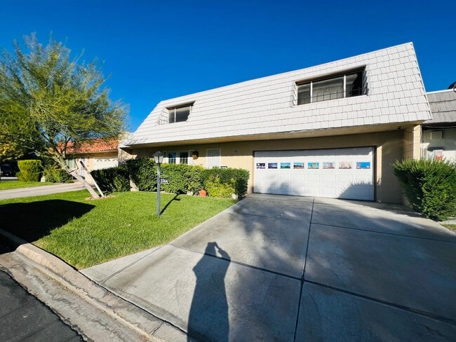 Building Photo - 3744 Pilgrim St