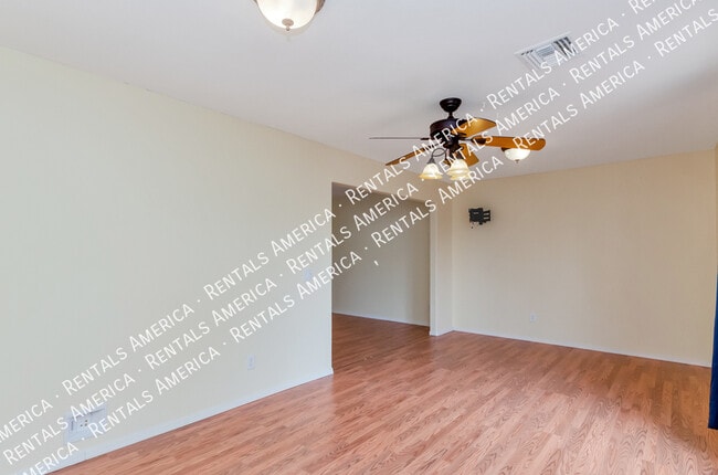 Building Photo - 10138 E Desert Paradise Pl