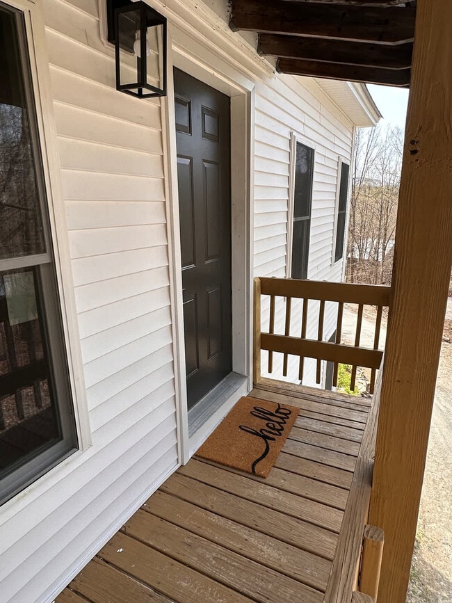 Building Photo - 18 Alpine Ct