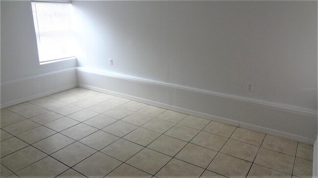 Building Photo - 5342 22nd Ave N