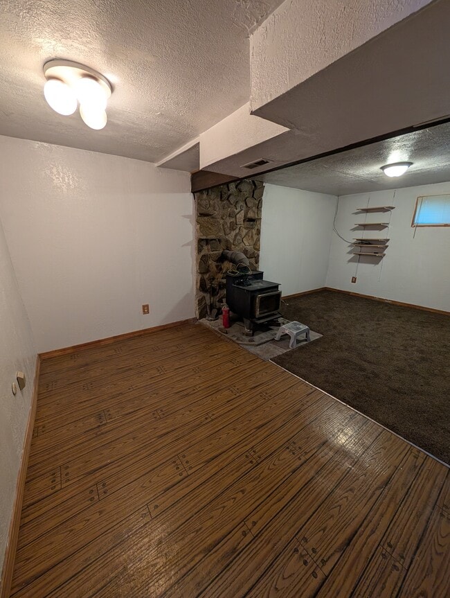 Building Photo - 277 W 600 S