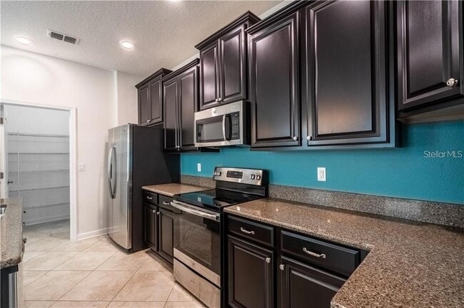 Building Photo - 6816 Habitat Dr