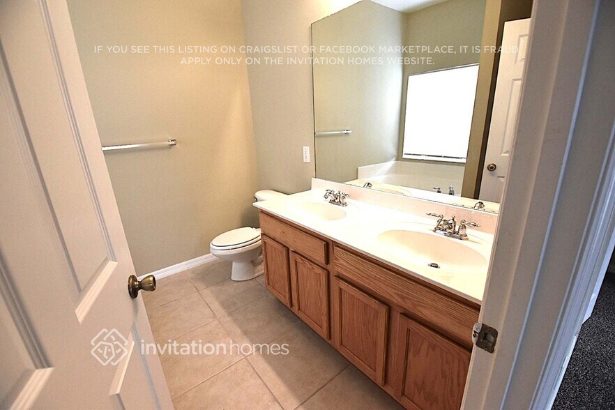 Building Photo - 1440 Kaslo Cir NW