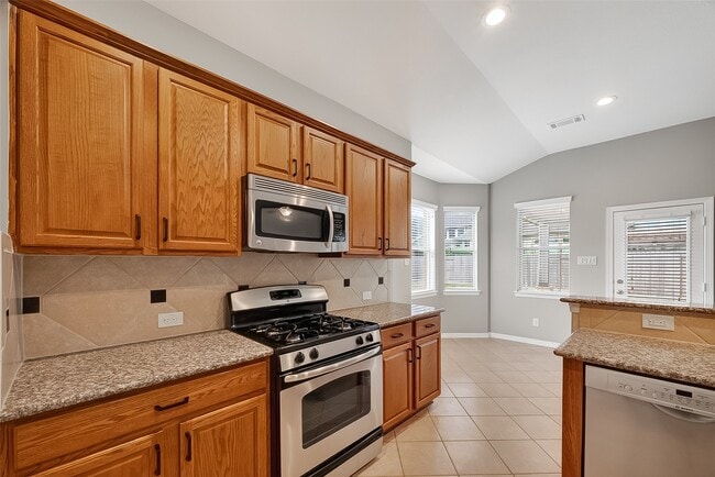 Building Photo - 3226 W Trail Dr