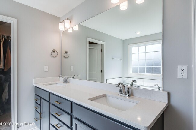 Building Photo - 14031 Halden Ridge Way