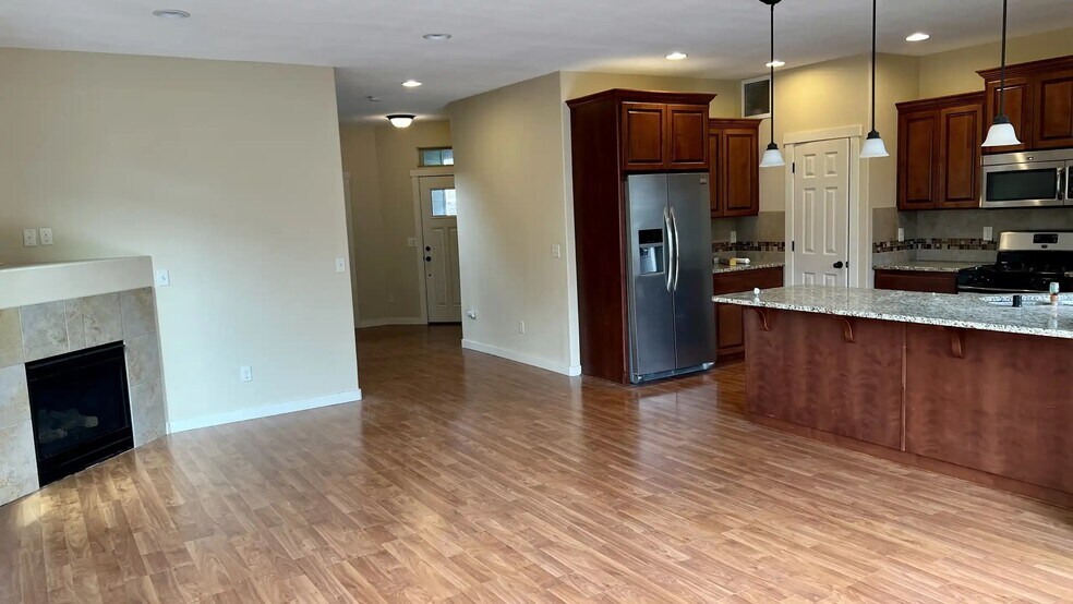 Building Photo - 3703 NW 122nd St