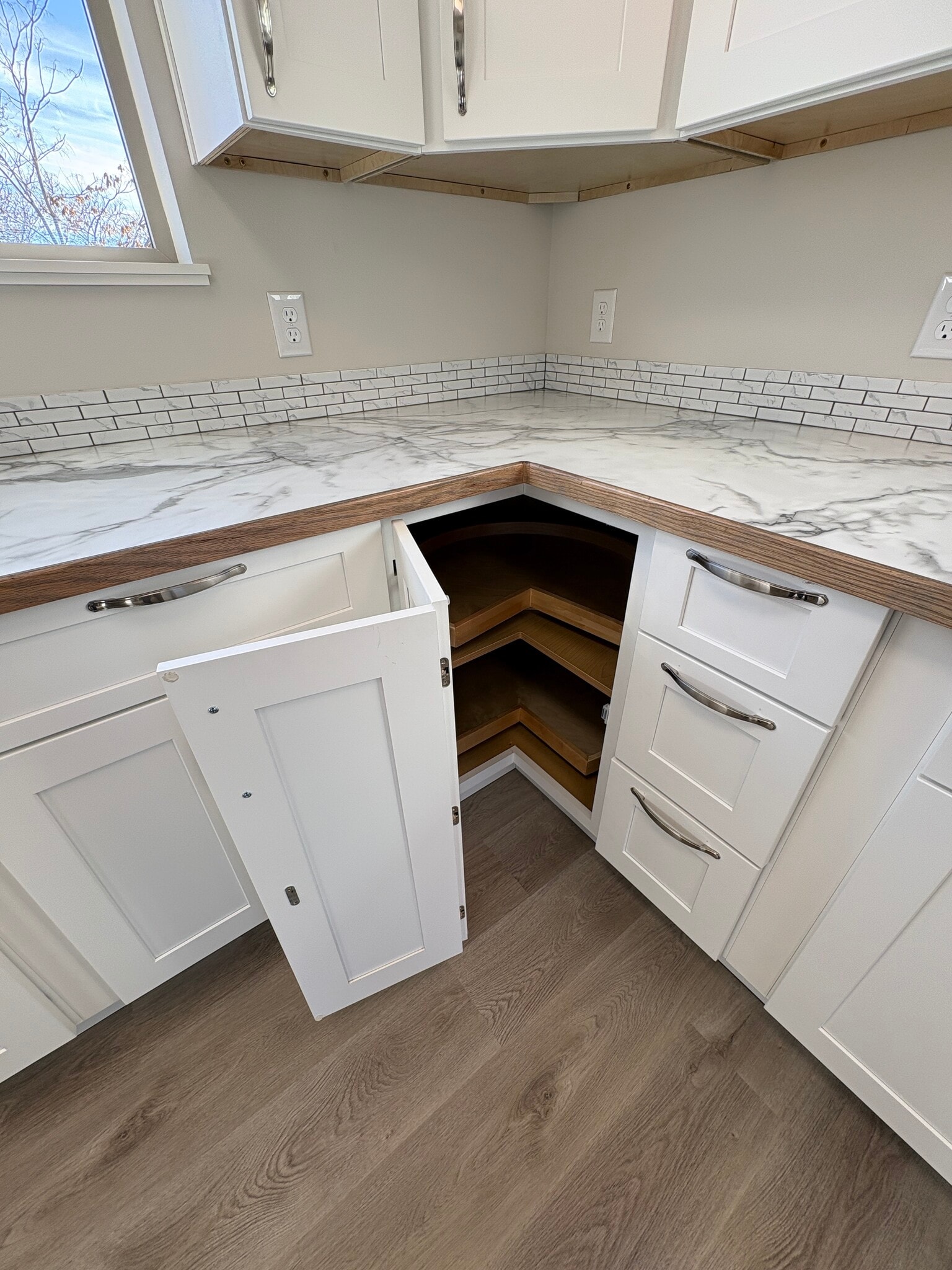 Building Photo - 2210 Arden Ct N