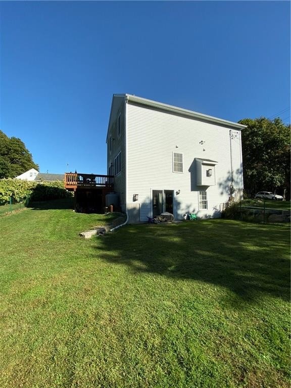 Building Photo - 9 Marshall Ln