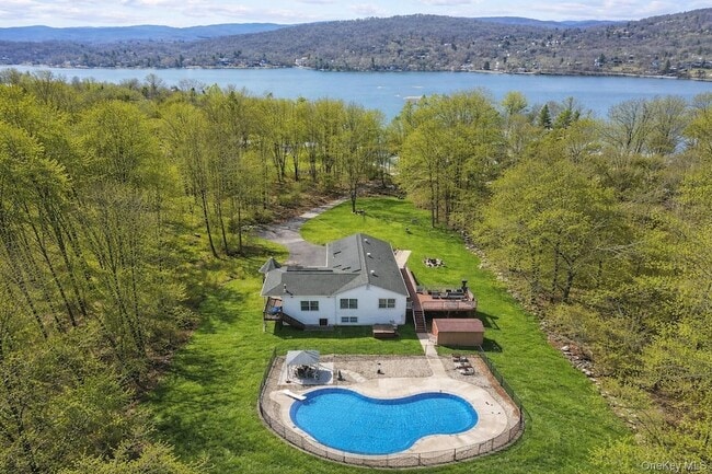 Building Photo - 10 Vernon Dr