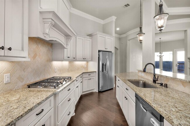 Building Photo - 17339 Camillia Trails