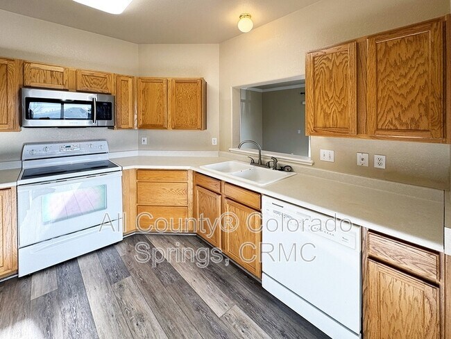 Building Photo - 3081 Mandalay Grove