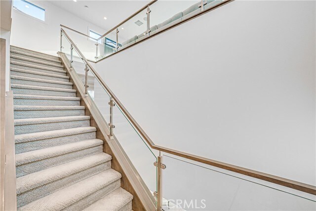 Building Photo - 26296 Paseo Sillin