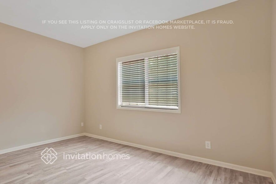 Building Photo - 724 Pepperwood Ln