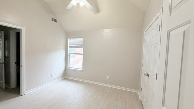 Building Photo - 765 Rockbass Rd