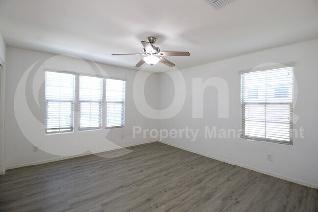 Building Photo - 1819 W Bonanza Dr