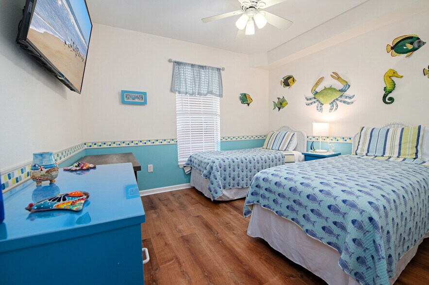 Building Photo - 235 Atlantis Cir