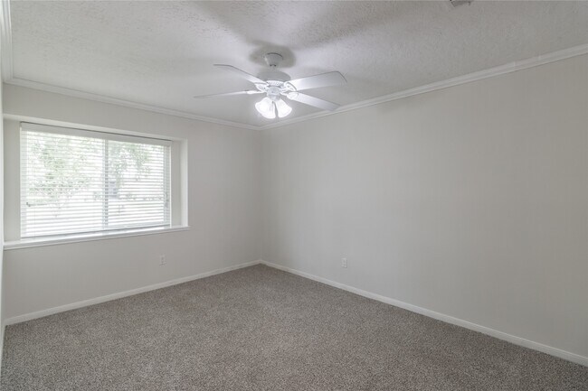 Building Photo - 2643 Hodges Bend Cir