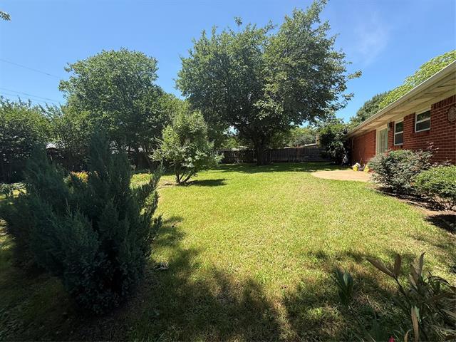 Building Photo - 6728 Karen Dr