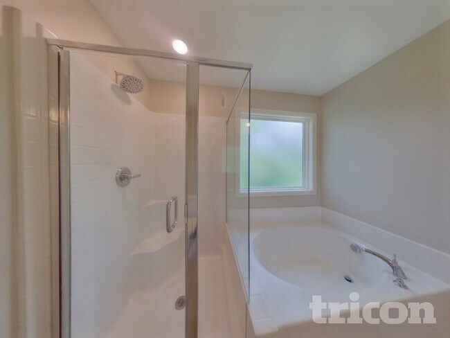 Building Photo - 608 Millsgate Cir