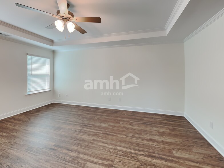 Building Photo - 131 Alaina Ct