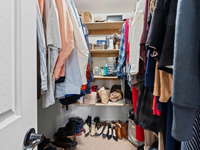 Building Photo - 509 Harold Prewett Dr