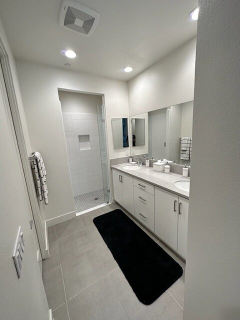 Building Photo - 80248 Whisper Rock Way