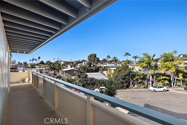 Building Photo - 229 W Escalones