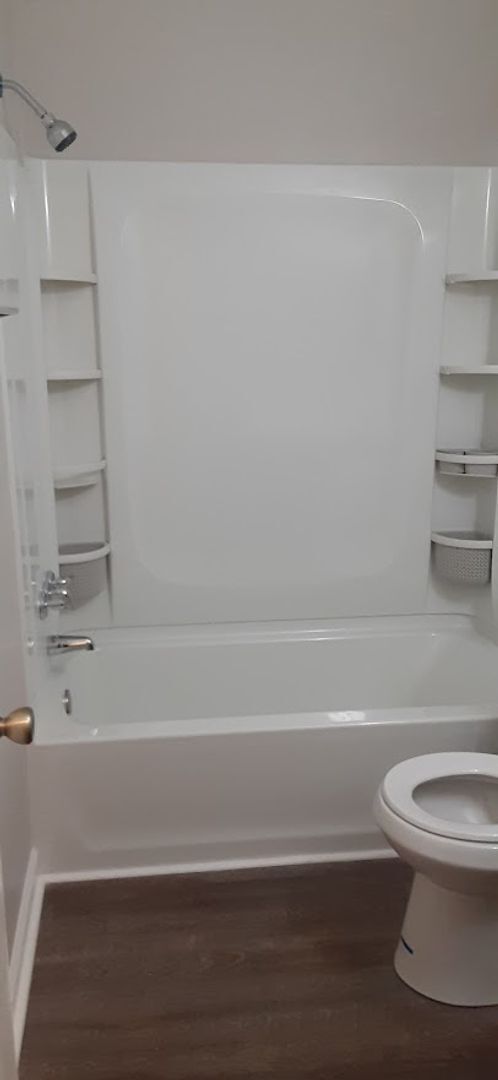 Building Photo - Lovely Three Bedroom Upgraded Home in Irmo...