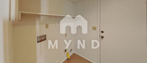 Building Photo - 8690 N Moison Dr