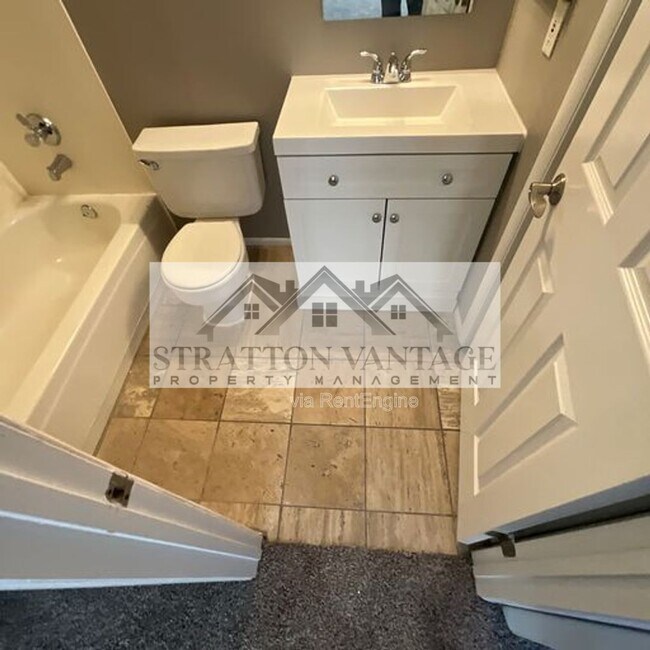 Building Photo - 3893 W Denver St