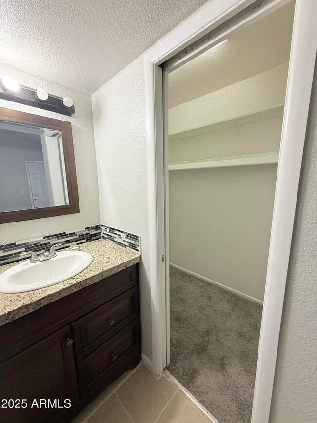 Building Photo - 19601 N 7th St