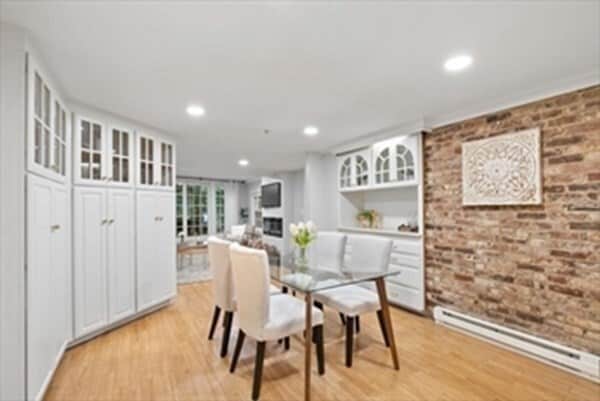 Building Photo - 1 Mount Vernon Sq