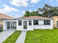 Building Photo - 5015 SW 25th St