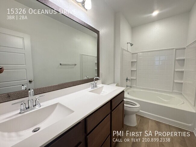 Building Photo - 15326 Oceanus Dr