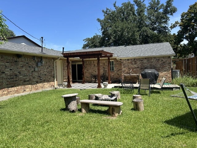 Building Photo - Walk to Campus from This Spacious 3BR/2BA Home (Shared Housing)