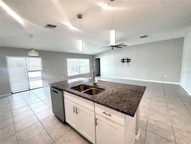 Building Photo - 929 Anchor Bend Dr