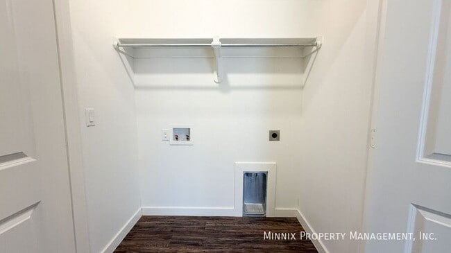 Building Photo - 2139 Kokomo Ave