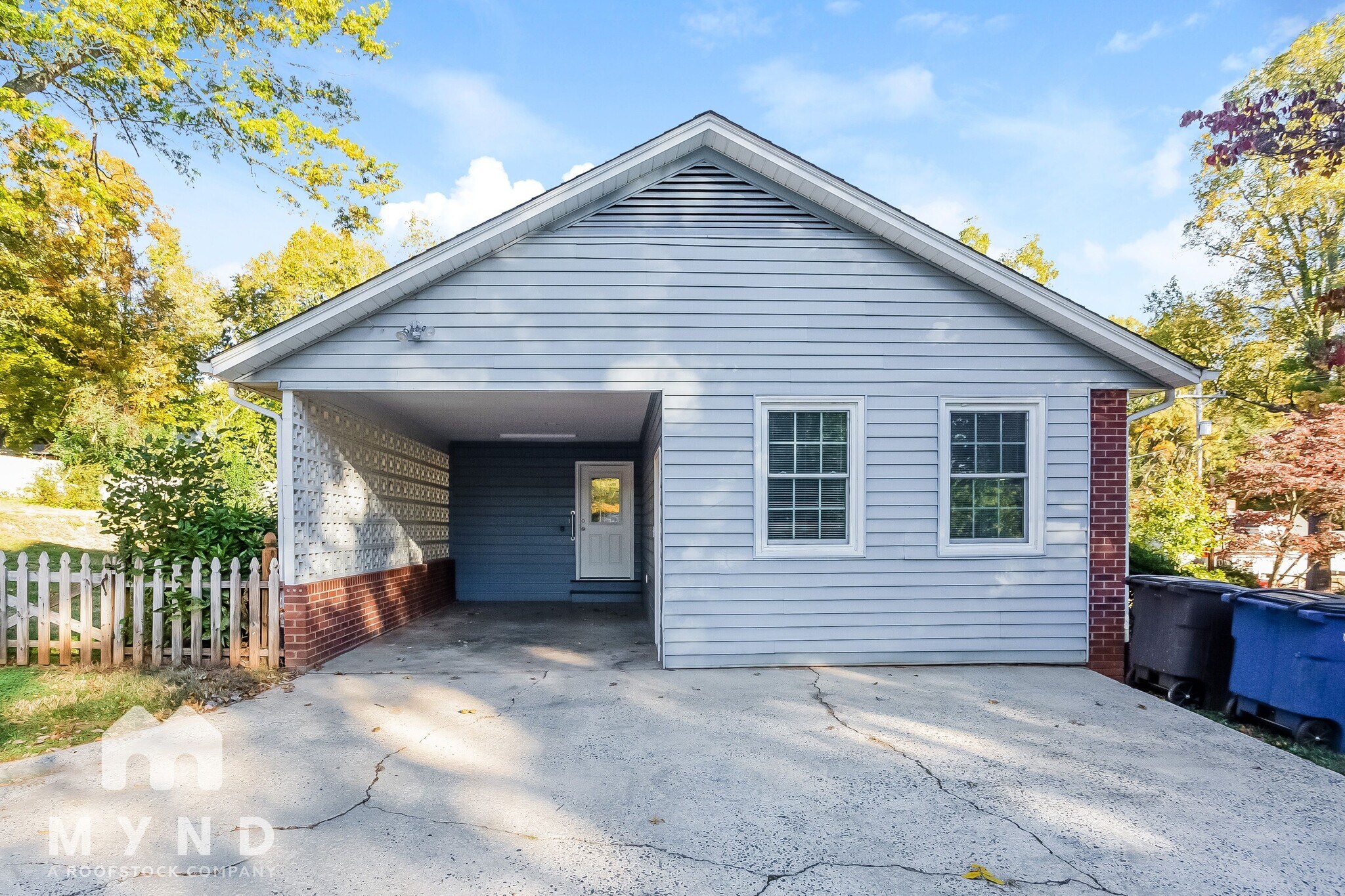 Building Photo - 128 Brierwood Rd