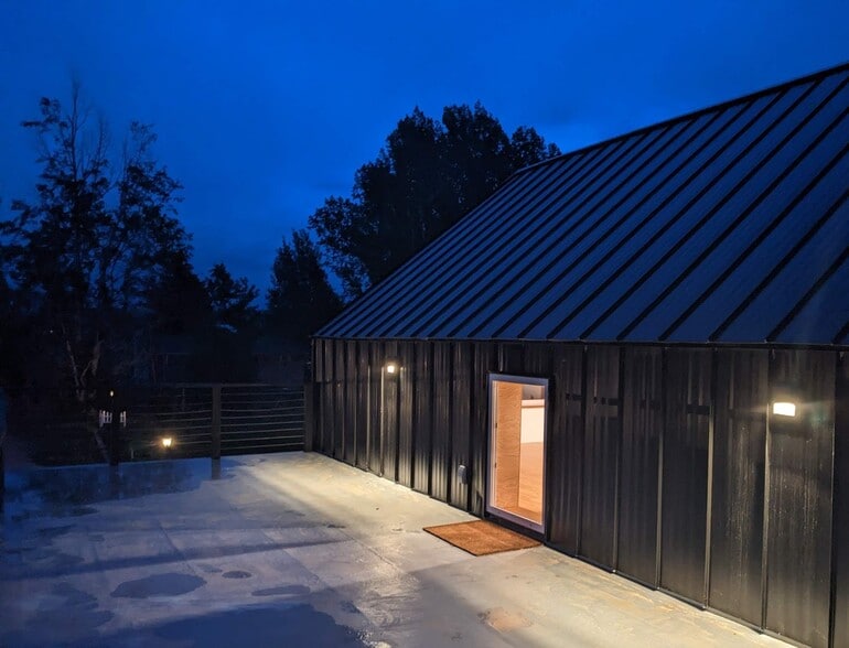 Building Photo - 7895 S 400 W