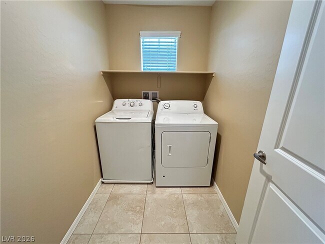 Building Photo - 4325 Harristown Dr