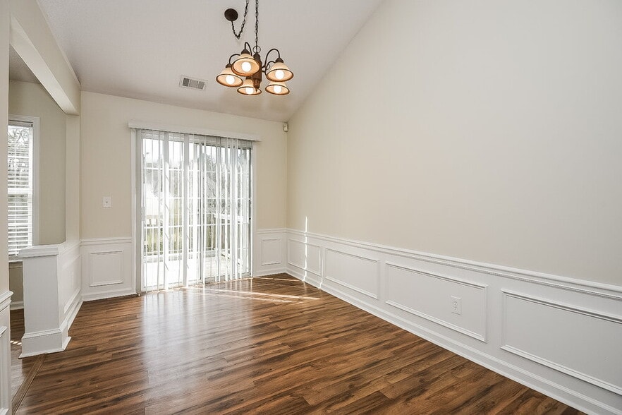 Building Photo - 519 Bass Chase NW