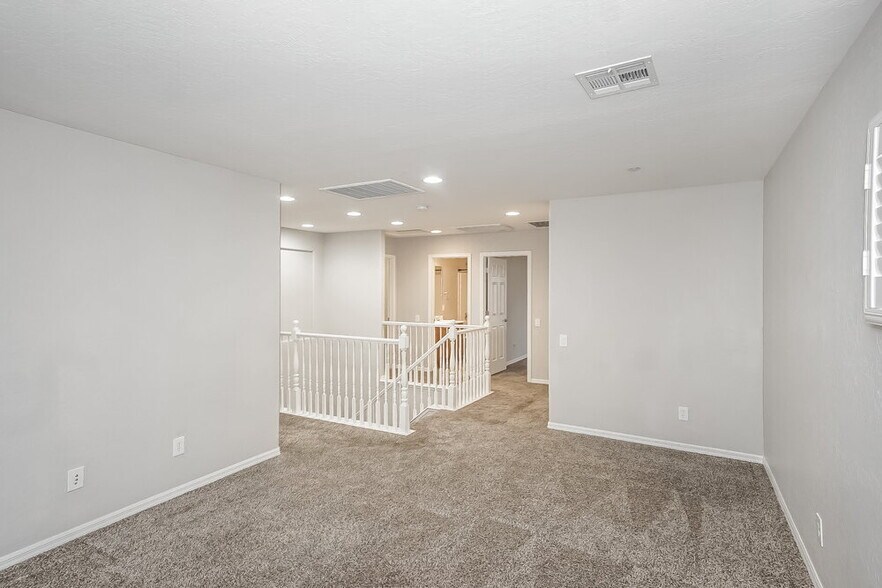 Building Photo - 1038 Copper Palm Ct