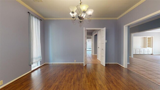 Building Photo - 12618 Misty Valley Dr