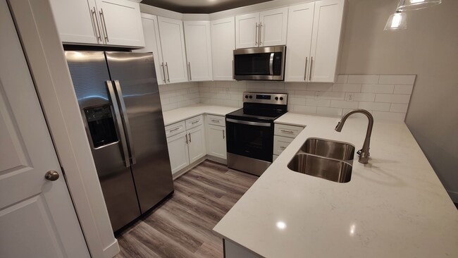 Building Photo - Brand New 3 Bed/2.5 Bath Townhome in West ...