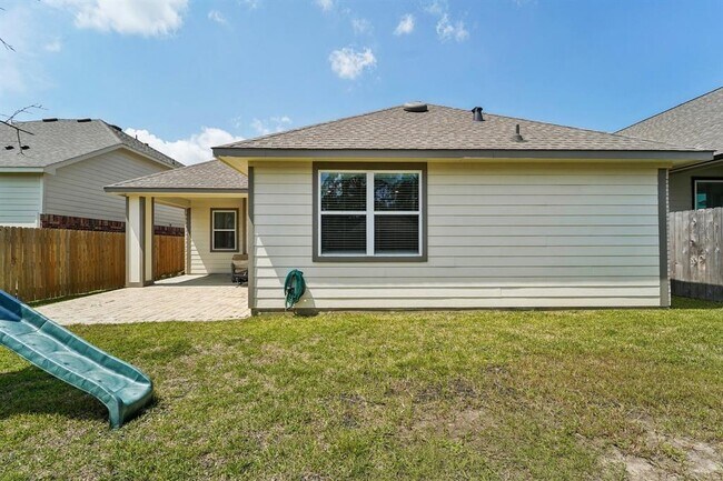 Building Photo - 788 Yellow Birch Ln
