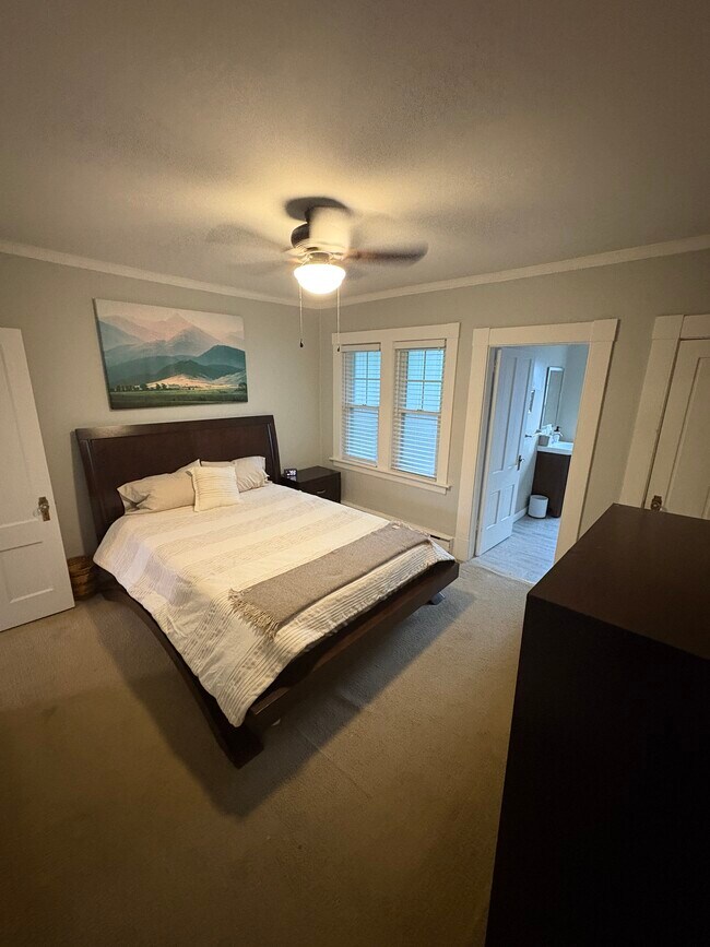 bedroom - 69 Middle St