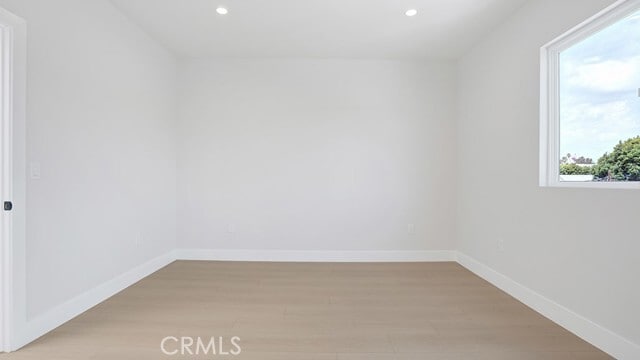 Building Photo - 1213 N Kingsley Dr